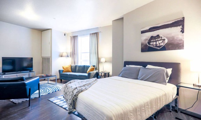 Prospect Park Apartment | 530 ft² Studio flat