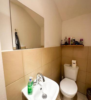 Evelyn House | 58 Alloa townhouse