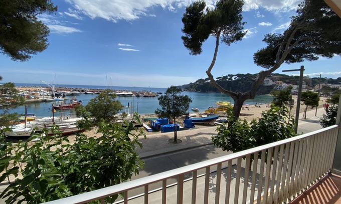 Llafranc Apartment | 59 m² Apartment ∙ 2 bedrooms ∙ 4 guests