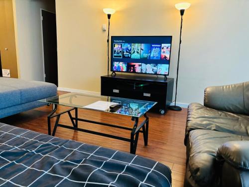 Beltline Apartment | 5th Floor Cozy 1 Bedroom Condo with Parking
