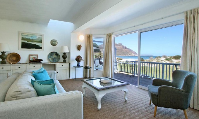 Scott Estate Apartment | 6 Jamaica Beach