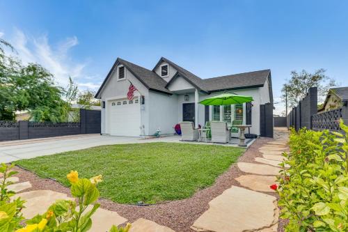 Guadalupe House | 6 Mi to Dtwn Tempe Dog-Friendly Retreat with Yard!