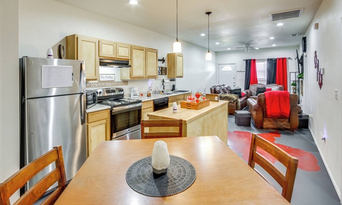 Tyler Apartment | 6 Mi to Nature Preserve: Apartment Near Lindale!