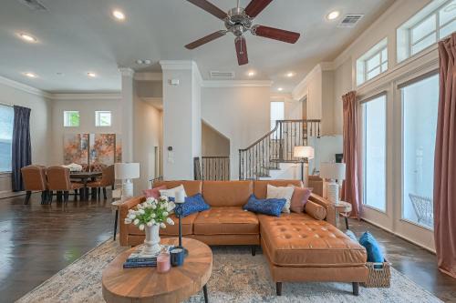 Riverside Terrace House | 6 mins from TX Medical Center 6 beds Sleeps 8