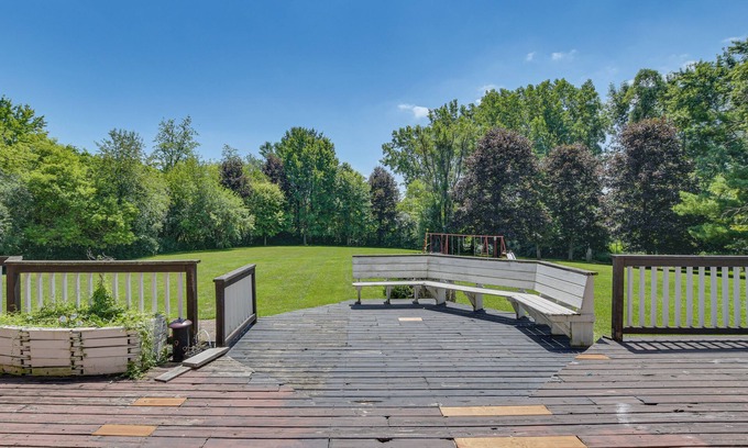 Barrington Hills House | 6 Shared Acres, Pool Table: Barrington Hills Apt!