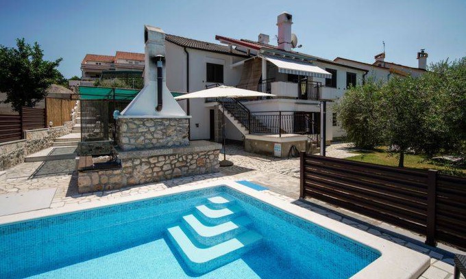 Njivice Apartment | 60 m² Apartment ∙ 2 bedrooms ∙ 6 guests