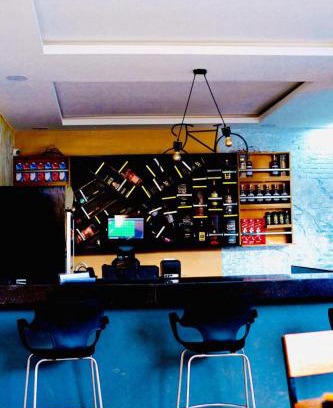 Ojokoro Hotel | 645 Hotel and Suit