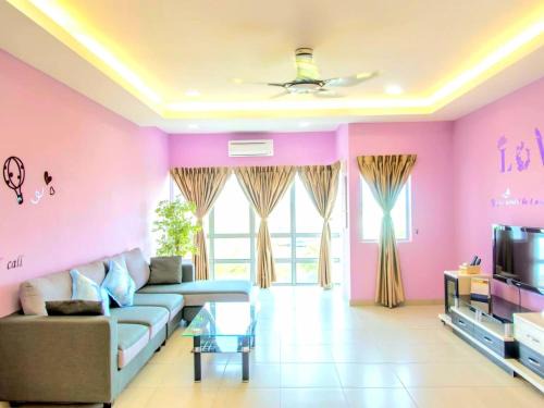 Sekinchan Apartment | 7楼紫钞屋 Comfy Purple House with Beautiful Seaview and Paddy Field View