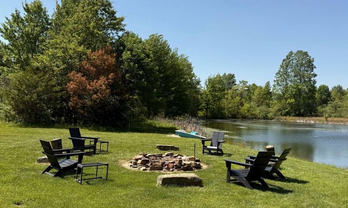 Nashville Cabin | 7 Acre Legacy Lodge in Brown County
