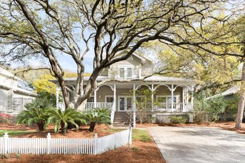 Kiawah Island House | 7 Atlantic Beach Court by Akers Ellis Rentals