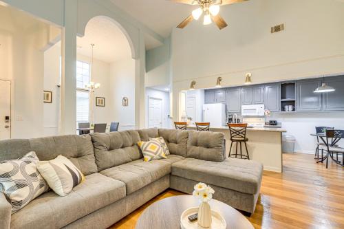 Covington House | 7 Mi to Dtwn Covington Bright Home with Deck and Yard