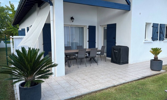 Boucau House | 7-person family home with garden near Bayonne