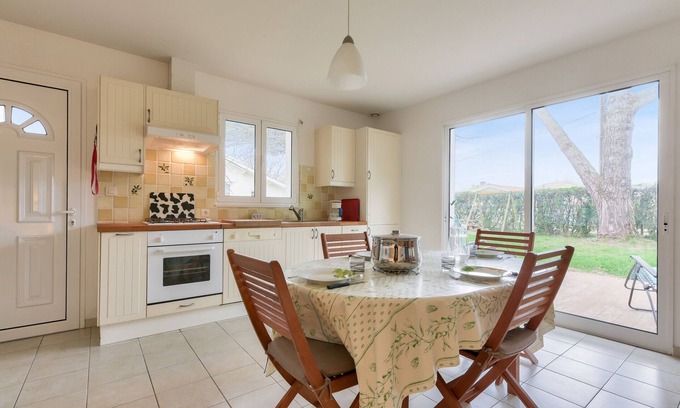 Ares Ski Chalet | 700m Beach-Sweet stay in the little pine house