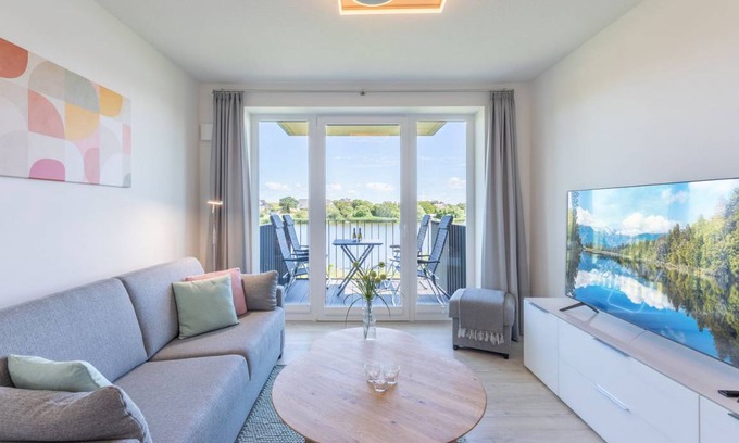 Norderhafen Apartment | 73 m² Apartment ∙ 2 bedrooms ∙ 5 guests