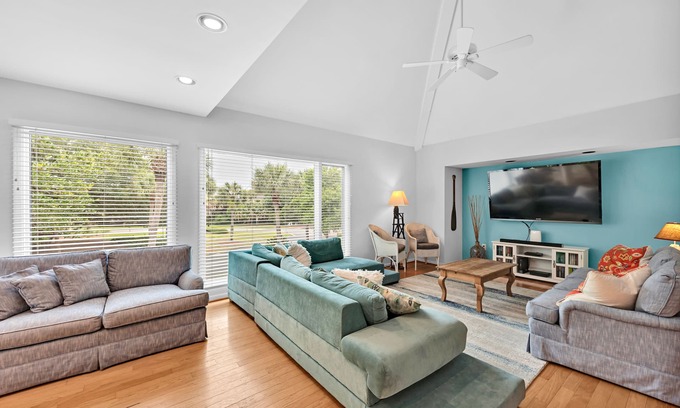 Spinnaker Beachhouses House | 736 Spinnaker! Pet Friendly, Walk to Ocean, Pools, Golf, Dining! Amenity Cards!
