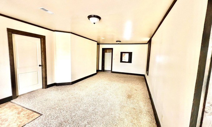Butte House | 737 S MAIN