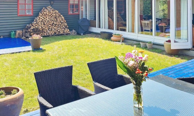 Farvang House | 8 person holiday home in F rvang