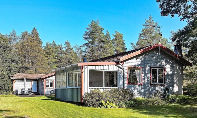 Henan House | 8 person holiday home in HENÅN
