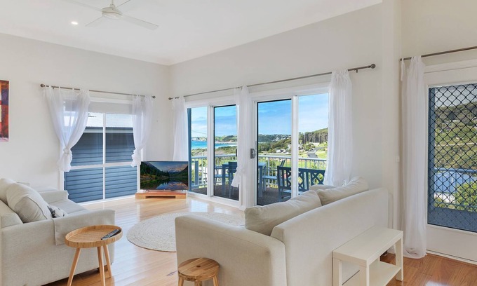 Kianga House | 8 Sunnyside Crescent Kianga