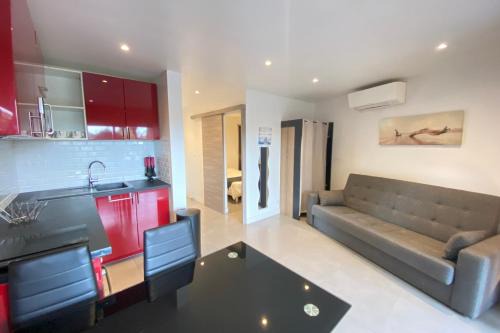 Port Cogolin Apartment | 83B - Apartment with terrace near the sea - pool