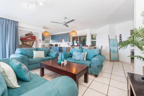 Shaka's Rock Apartment | 8TheIslands-Endless Ocean Views