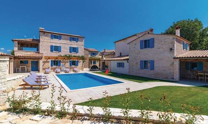 Bokordici House | 9 bedroom lovely home in Bokordici