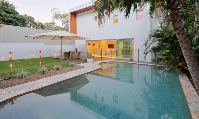 Sunshine Beach House | 9 Depper St - Lower Level Only