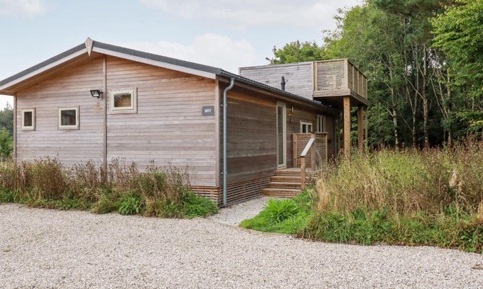Dobwalls House | 9 Meadow Retreat