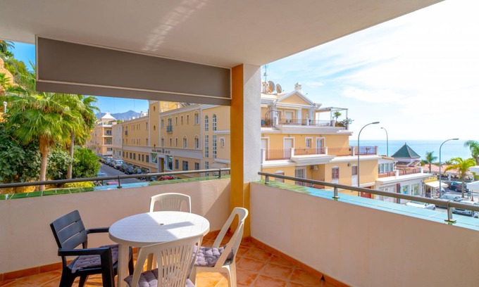 Nerja Apartment | 90 m² Apartment ∙ 2 bedrooms ∙ 4 guests