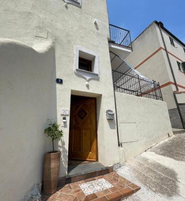 Spotorno House | A Burgâ du Muntin