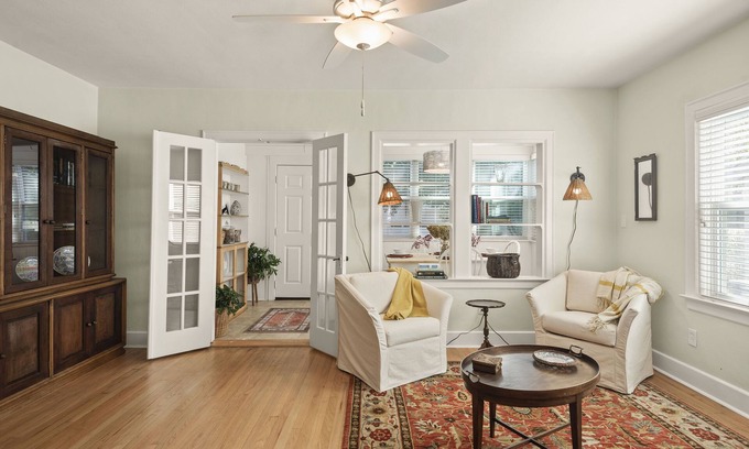 Winter Park Cottage | A curated stay in the Historic College Quarter