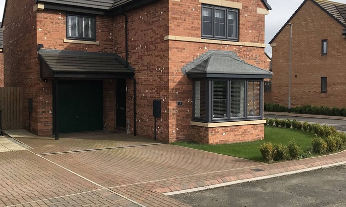 Hurworth-on-Tees House | A Gorgeous 3 bedroom detached house.Set in the Anglo Saxon village of Hurworth