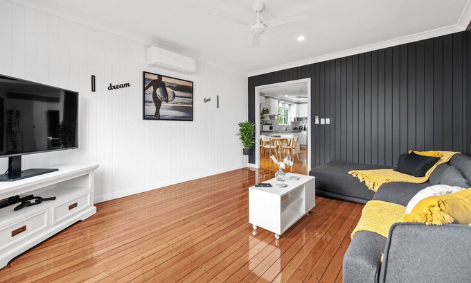 West End House | A Green Space! ~ 3Bed/1Bath /1Car House ~ West End