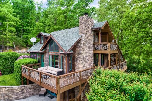 Cosby House | A Hikers Dream - 34 Acres Hot Tub Views Trails