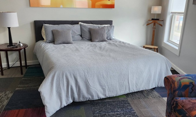 Dayton Apartment | A Point of Adventure 2