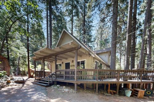 Arnold House | A Quiet Escape