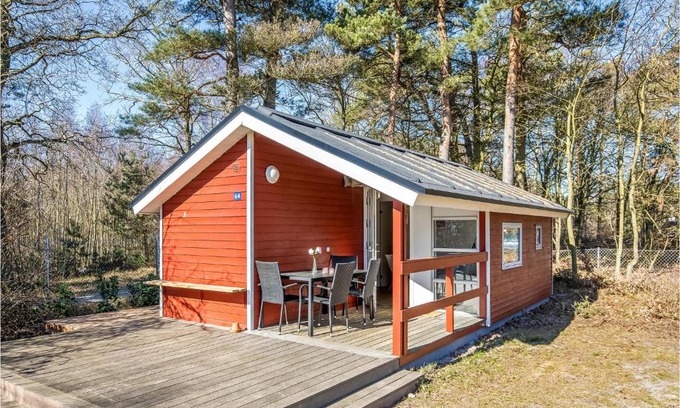 Balka Strand House | A Stunning Home In Nexø With 1 Bedrooms And Wifi