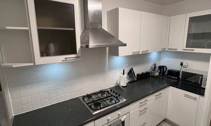 Kidbrooke with Hornfair House | a two Bedroom Cosy Hideaway Based in Greenwich