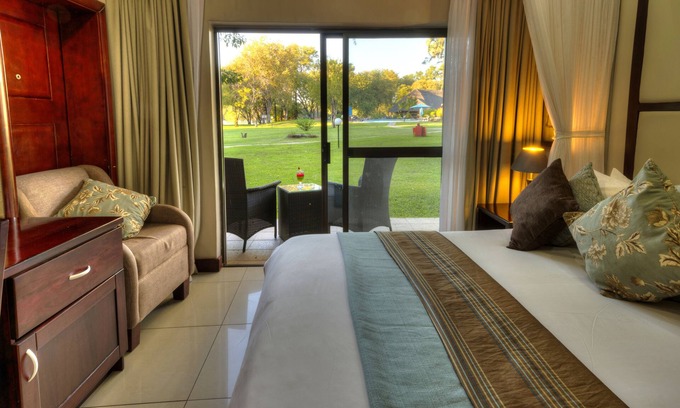 Victoria Falls Hotel | A'Zambezi River Lodge