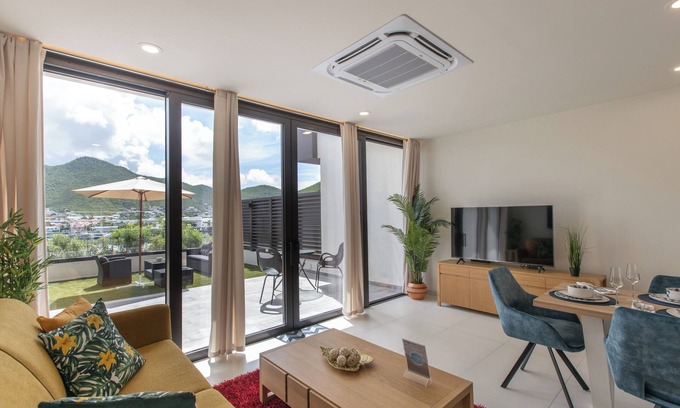 Cay Bay Apartment | A106 - Beautiful Lagoon View with Garden