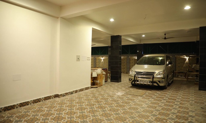 Phool Bagan Hotel | Aashhiana Guest House Entire 2BHK Service Apartments, Kolkata