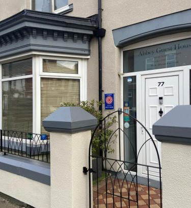 Redcar House | Abbey GH All Rooms En-Suite