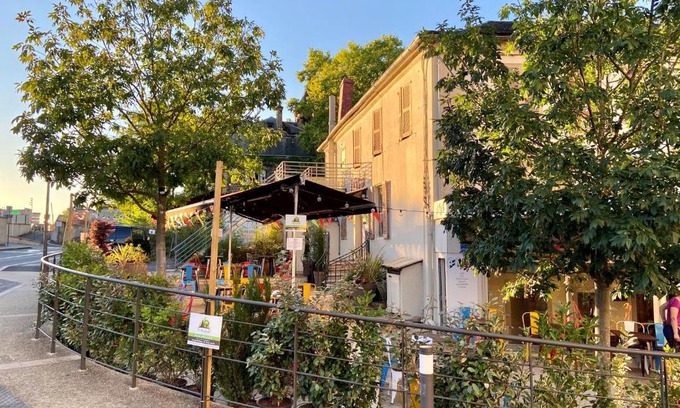 Brive-la-Gaillarde Hotel | Abelha Hôtel Le France