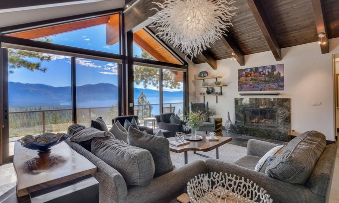 Incline Village House | Above and Beyond - Incline Village Lakeview - TLUXP