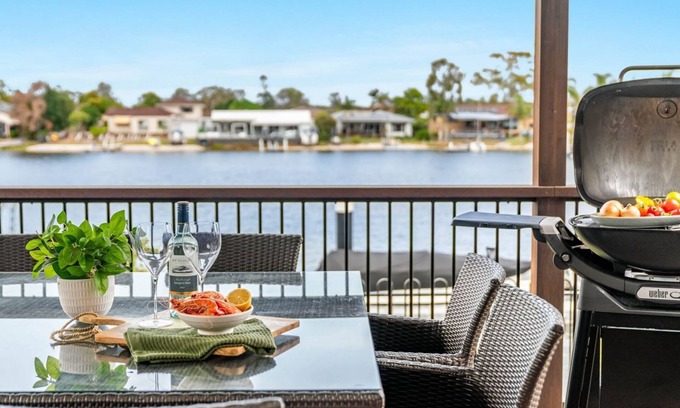 Yamba House | Acacia Shores | Waterfront