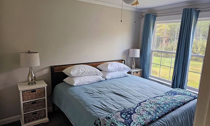 Trenton Condo | Acadia Villas! 6B Lexi: A private neighborhood in woods.