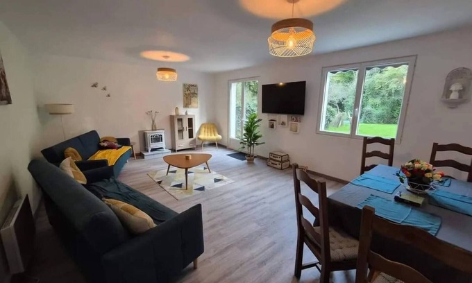 Chassenon House | Accesible countryside retreat with private garden and all modern facilities