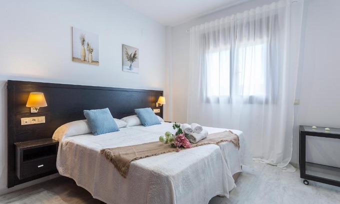 Bormujos Apartment | Acceso Sevilla Piscina Moderno Parking Gratis
