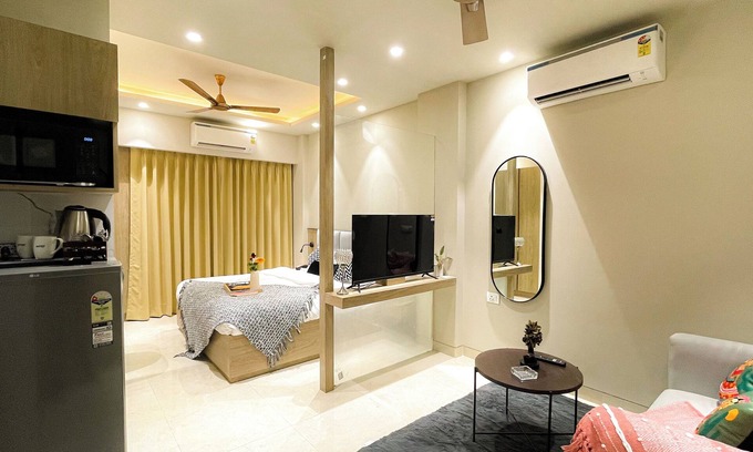 Ghata Hotel | ACE STAYZ Sector55 Gurugram