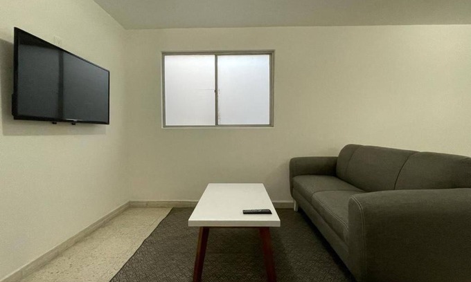 Naucalpan Apartment | Acogedor Departamento En Satelite-echegaray Con Estacionamiento y Wifi